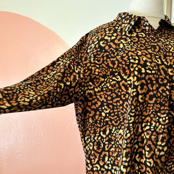 Animal print size L blouse - Picture 4 of 5